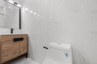 164 Atkins Ave in Brooklyn, NY - Foto de edificio - Building Photo