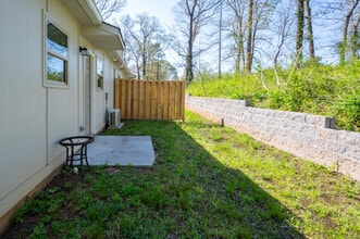 2005 Coldwater Rd, Unit C in Woodstock, AL - Foto de edificio - Building Photo