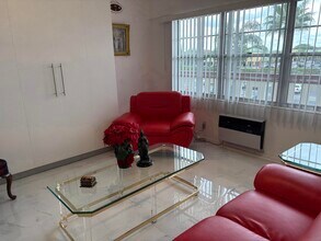 76 Brighton B in Boca Raton, FL - Foto de edificio - Building Photo