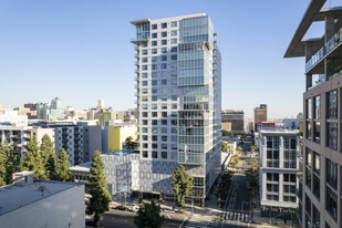 TEN50 in Los Angeles, CA - Building Photo