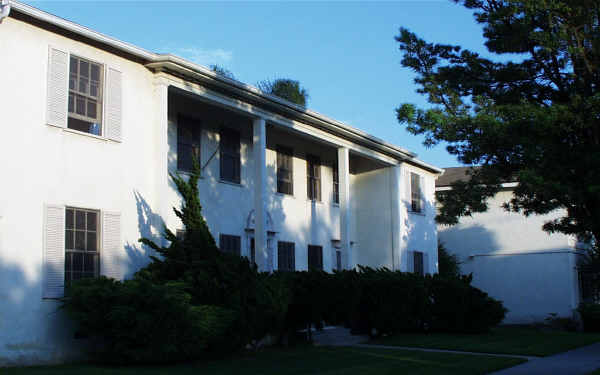 The Toledo in Long Beach, CA - Foto de edificio