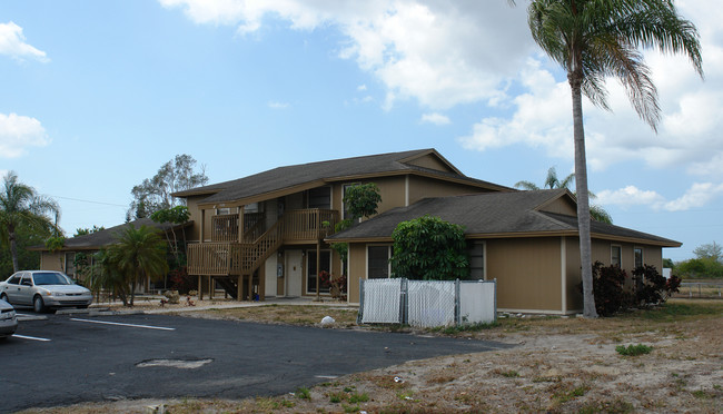 3420 Skyline Blvd in Cape Coral, FL - Building Photo - Building Photo