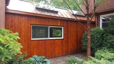 7 Joanne Ln in Weston, CT - Building Photo - Building Photo