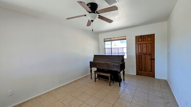 7248 E Granada Rd in Scottsdale, AZ - Building Photo - Building Photo