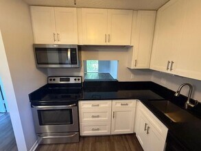 2828 Casita Way in Delray Beach, FL - Building Photo - Building Photo