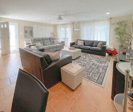 111 N Washington Ave in Margate City, NJ - Building Photo - Building Photo