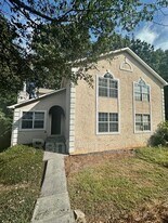 4143 Lake Mist Dr NW in Kennesaw, GA - Building Photo