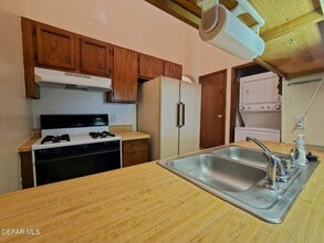 846 El Arco Dr in El Paso, TX - Building Photo - Building Photo
