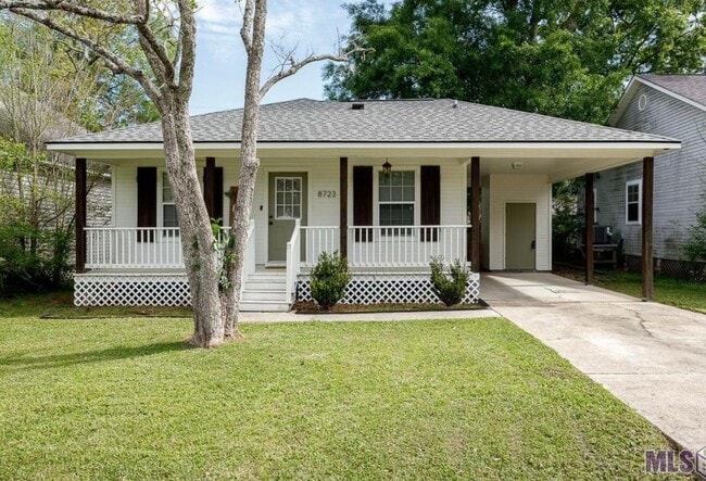property at 8723 Aspen Ct