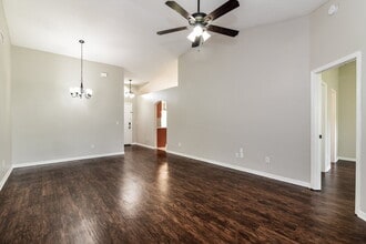 1122 Blackwood Way in Clermont, FL - Building Photo - Building Photo