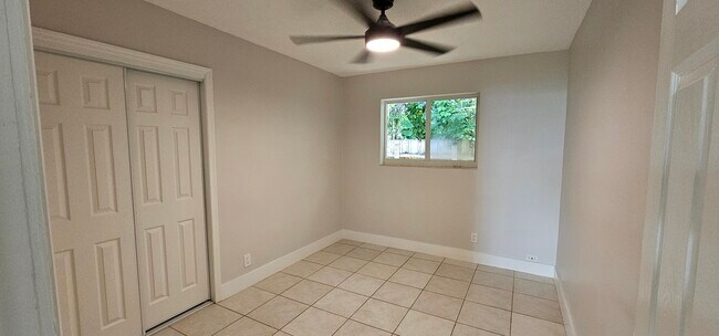 818 Tequesta St, Unit 2 in Fort Lauderdale, FL - Building Photo - Building Photo