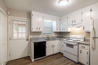 112 Upland Ct in Athens, GA - Building Photo - Building Photo