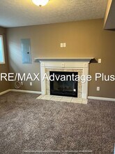 112 Boone Trce in Radcliff, KY - Building Photo - Building Photo