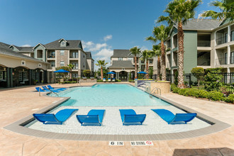 Aria at Rollingbrook in Baytown, TX - Building Photo - Building Photo