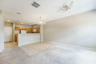 17922 E 104th Pl in Commerce City, CO - Building Photo - Building Photo