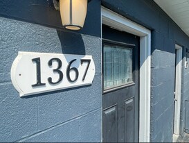 1365 Dennison Ave in Columbus, OH - Building Photo