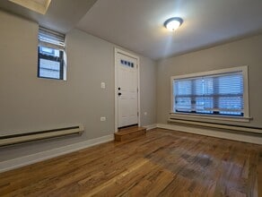2842 N Orchard St, Unit 2840-1 in Chicago, IL - Building Photo - Building Photo