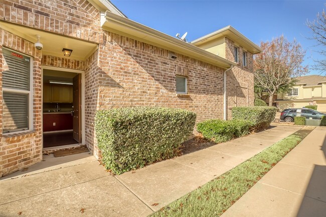 10091 Summit Run Dr, Unit 1216 in Frisco, TX - Building Photo - Building Photo