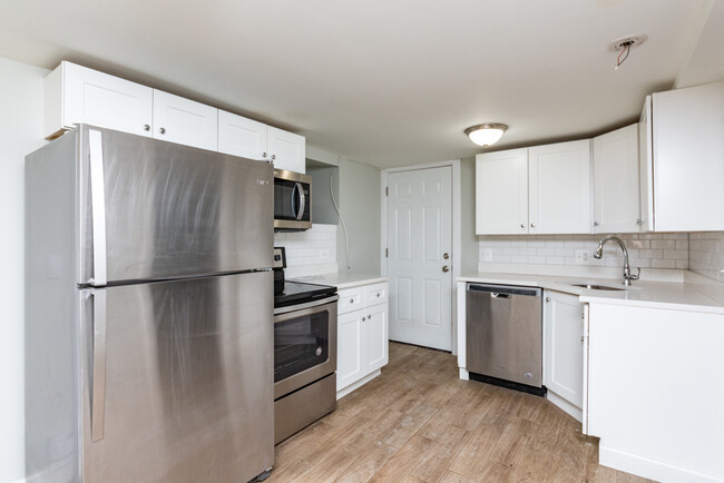 1431 W Flournoy St, Unit G in Chicago, IL - Foto de edificio - Building Photo