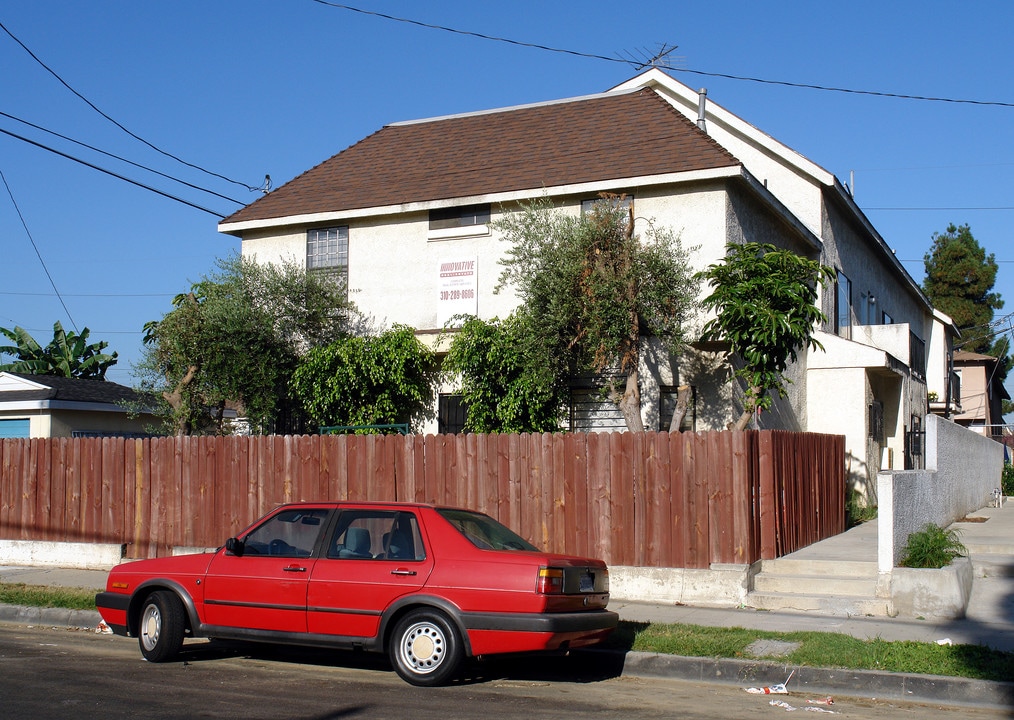 11723 Truro Ave in Hawthorne, CA - Building Photo