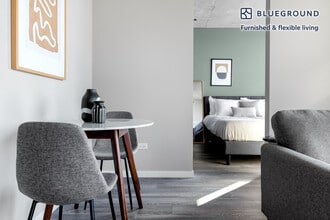 939 W Washington Blvd in Chicago, IL - Building Photo - Building Photo