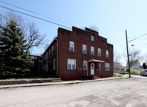 511 Florence Ave in New Castle, PA - Building Photo - Building Photo