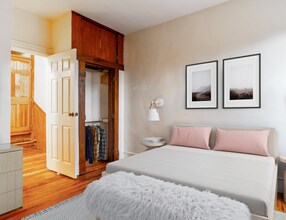 126 Day St, Unit 2 in Boston, MA - Building Photo - Building Photo