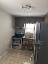 695 1st Ave in Pontiac, MI - Building Photo - Building Photo