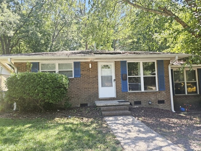 property at 4707 Highlake Dr