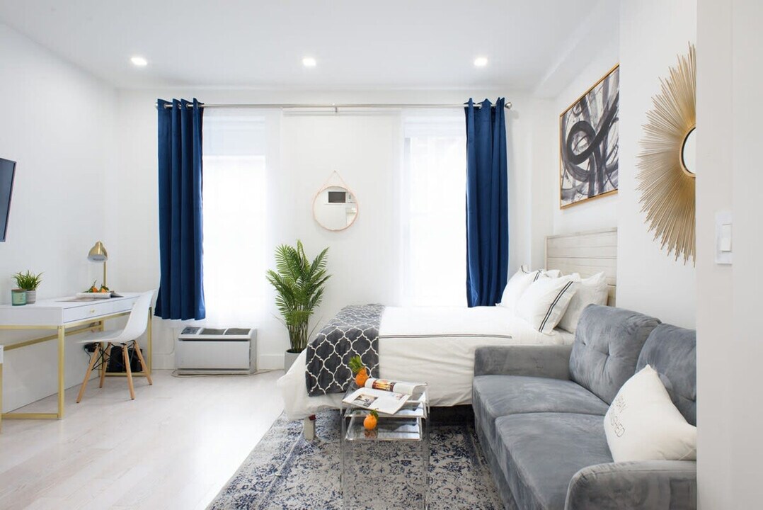 149 E 62nd St in New York, NY - Building Photo