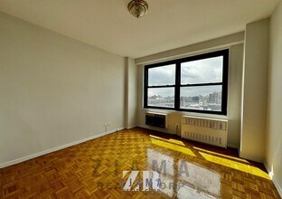 160 Parkside Ave in Brooklyn, NY - Building Photo - Building Photo