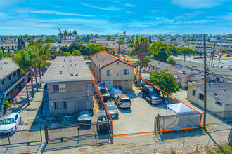 11109 S Broadway in Los Angeles, CA - Building Photo - Building Photo