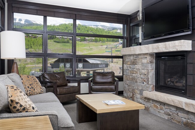 120 Carriage Way in Snowmass Village, CO - Building Photo - Building Photo