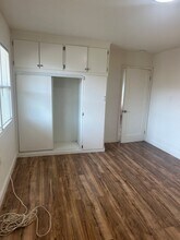 6614 Bancroft Ave-Unit -#6616 in Oakland, CA - Building Photo - Building Photo