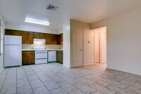 2401 Brookridge Dr photo'