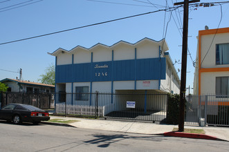 1256 N Kingsley Dr in Los Angeles, CA - Building Photo - Building Photo