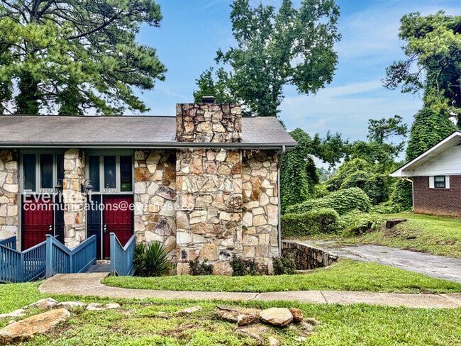 property at 3990 Arbor Pl Ln
