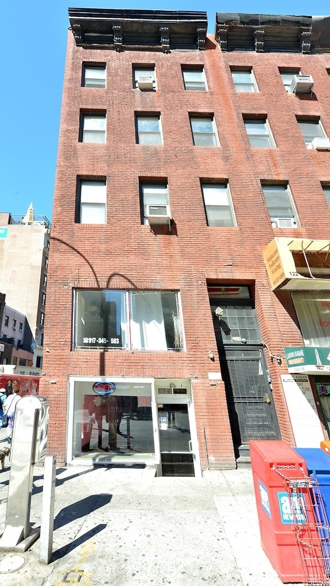 127 E 28th St in New York, NY - Building Photo - Primary Photo