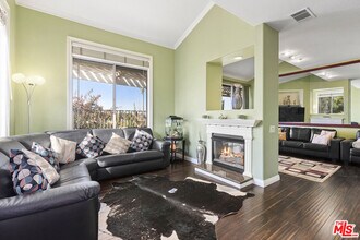 27025 Big Rapids Loop in Santa Clarita, CA - Building Photo - Building Photo