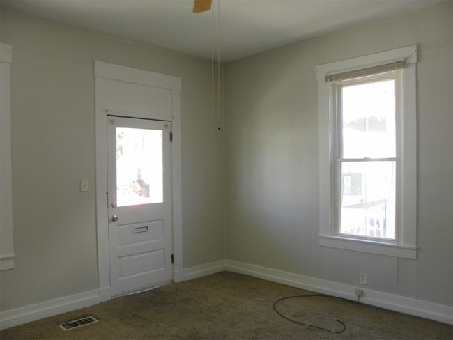 418 3rd Ave in Dayton, KY - Foto de edificio - Building Photo