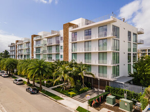 AquaMar Las Olas in Fort Lauderdale, FL - Foto de edificio - Building Photo