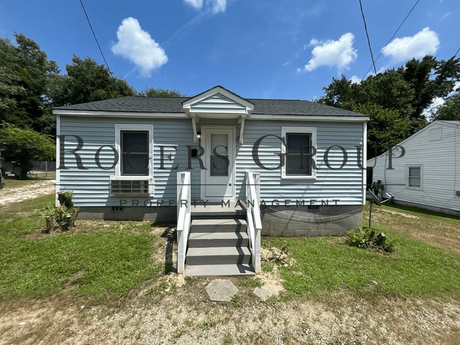 property at 840 Lamb St