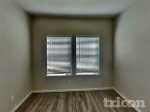 5915 Noah Pl in Saint Hedwig, TX - Foto de edificio - Building Photo