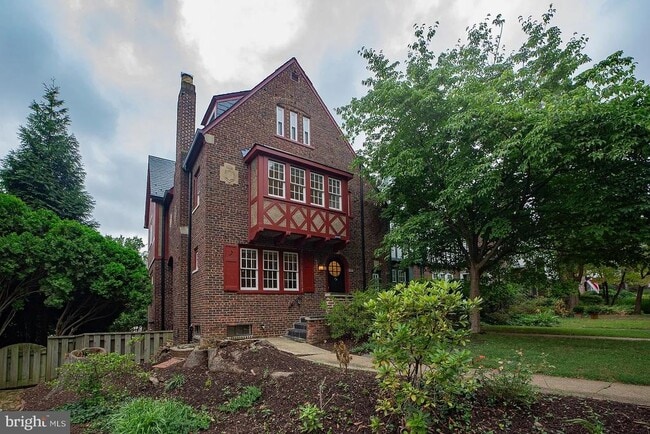 property at 4440 Q St NW