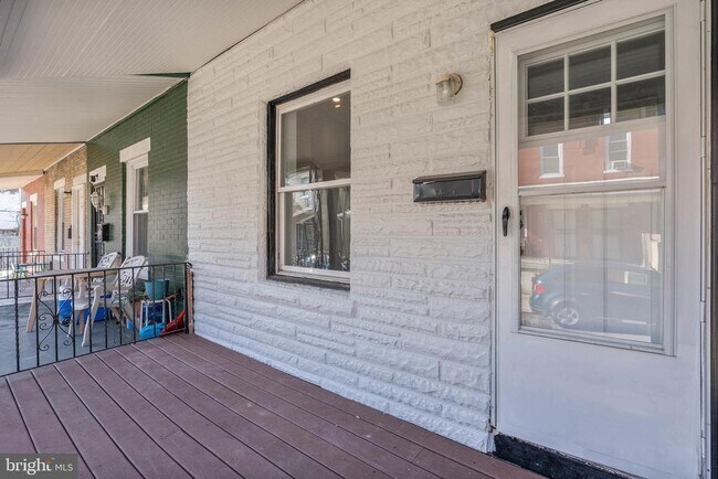 218 N Alden St in Philadelphia, PA - Building Photo - Building Photo