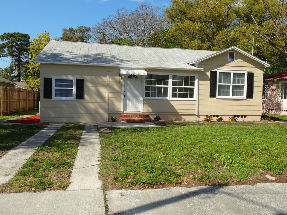 4441 Fairfield Ave S in St. Petersburg, FL - Building Photo