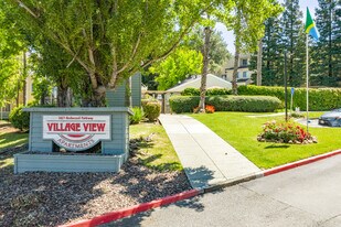 Village View Apartments in Vallejo, CA - Building Photo