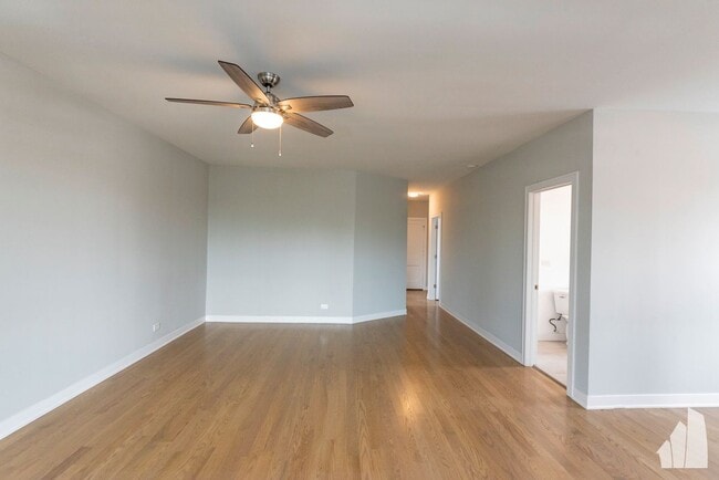 3925 N Keeler Ave in Chicago, IL - Building Photo - Building Photo