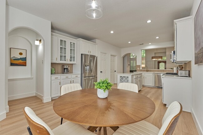 property at 27 Medley Ln