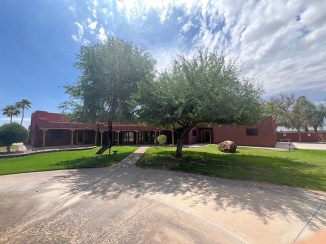 15487 S Avenue A in Somerton, AZ - Building Photo - Building Photo